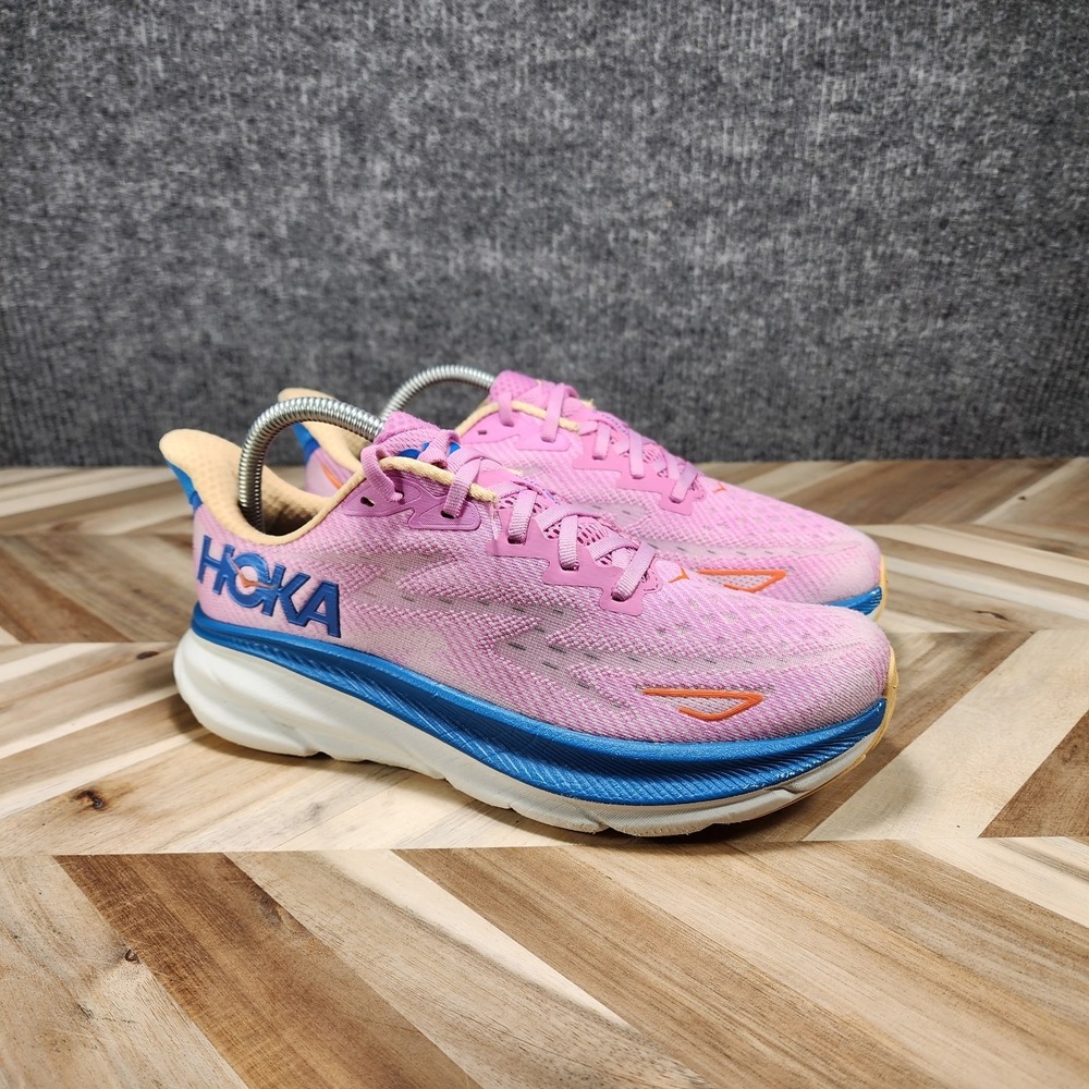 Hoka One One Clifton 9 Cyclamen Sweet Lilac Size 8.5 Women's Pink Blue Sneaker